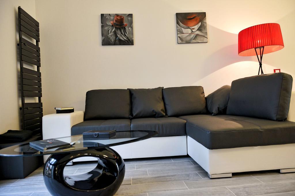 Maison Dora 10 Turin Exteriör bild